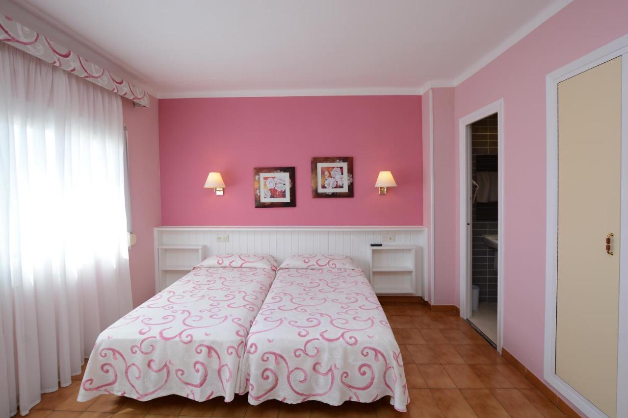 ホテル Casa Feliu サンタ・スサナ エクステリア 写真
